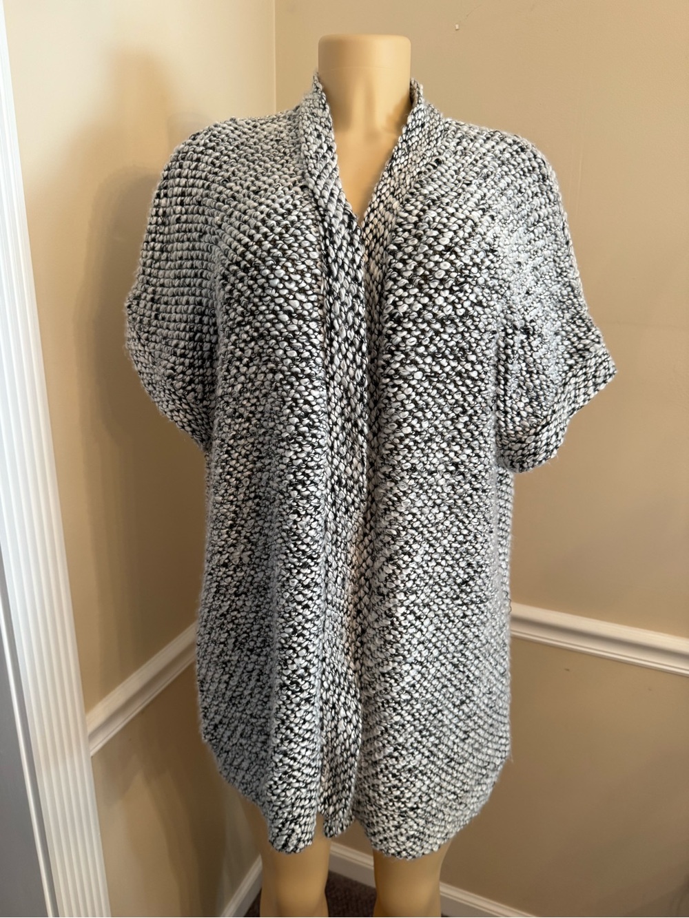 Cozy Open-Front Marled Knit Cardigan - Gray/White